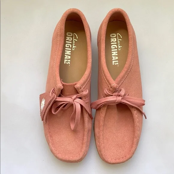 WALLABEE CLARKS ORIGINALS BLUSH PINK SUEDE SHOES - Picture 3 of 12
